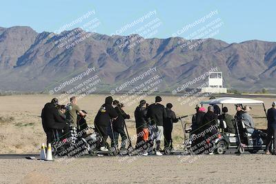 media/Jan-15-2026-Racers Edge (Thu) [[dfebeb70ab]]/1-Around the Pits-Track Walk/